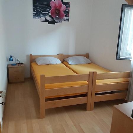 Апартаменты Apartman Janja Бол Экстерьер фото