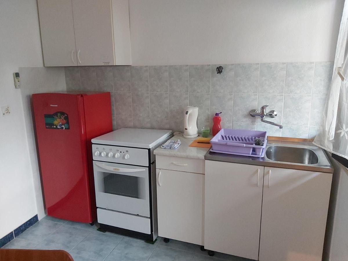 Апартаменты Apartman Janja Бол Экстерьер фото